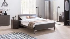 Bed Suite Met Chrome Poten