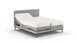 Boxspring Viggo Verstelbaar Met Silver Pocket Deluxe Foam Matras 9 Boxspring Viggo Verstelbaar Met Silver Pocket Deluxe Foam Matras -Slaap Comfort Verkoop Boxspring Viggo verstelbaar met Silver Pocket Deluxe Foam matras oakland grijs 3